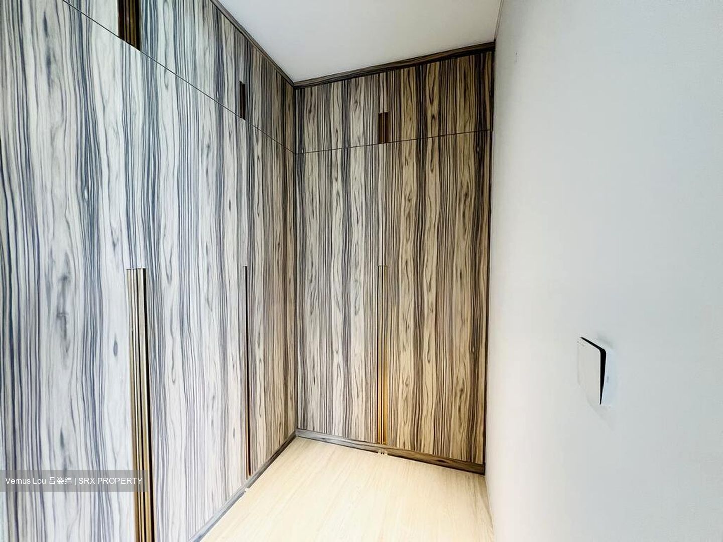 Whitley Road (D11), Semi-Detached #502446271